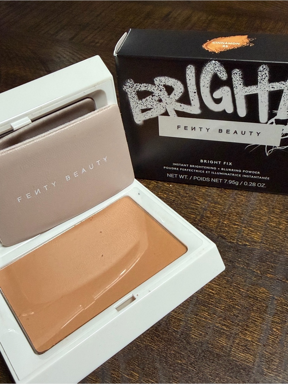 Fenty -Cinnamon-Beauty Bright Fix Instant Brightening Blurring Powder